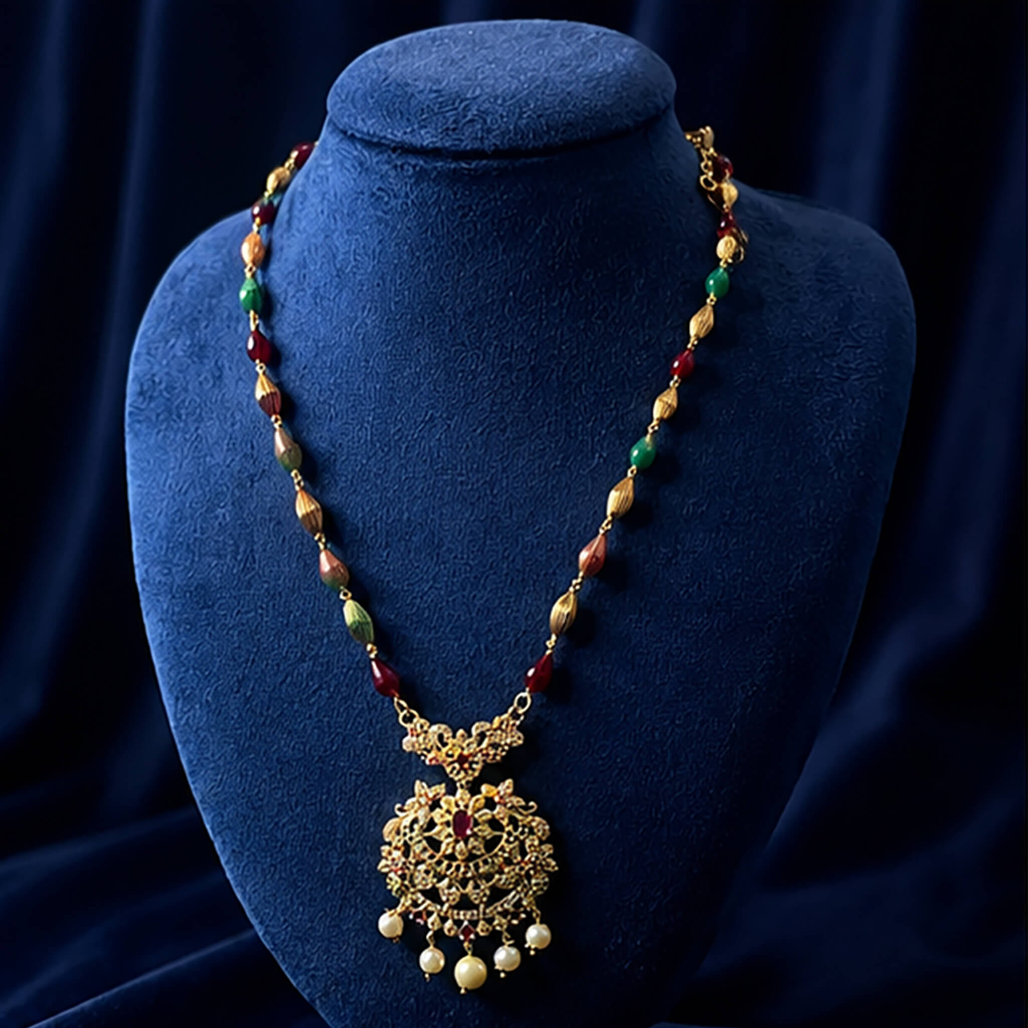 Aurelia Royal Heritage Pendant Necklace